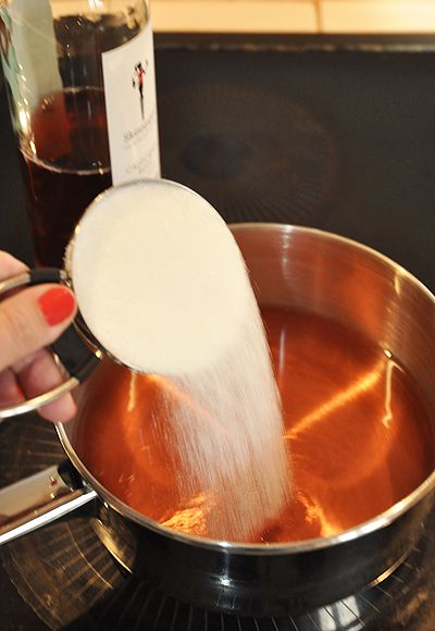 [Image: 2013-02-01-snow-globes-2-580x400.jpg]