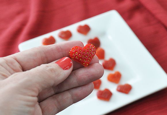 [Image: 2013-02-01-snow-globes-4-580x400.jpg]