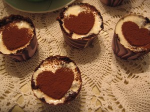 Chocolate-Tiramisu-Heart-Cupcakes-300x225.jpg